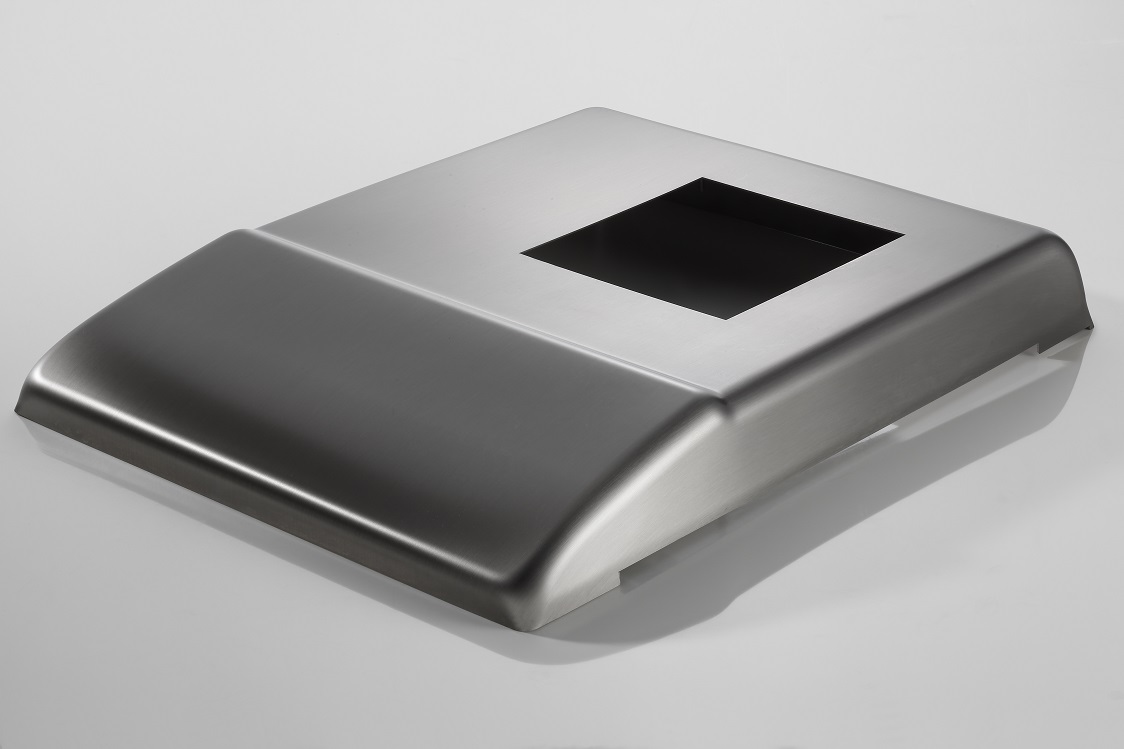 Innovativa carrozzeria in acciaio inox per macchina da gelato professionale. Realizzata con la tecnologia dell’idroformatura. Innovativa carrozzeria in acciaio inox per macchina da gelato professionale. Realizzata con la tecnologia dell’idroformatura.